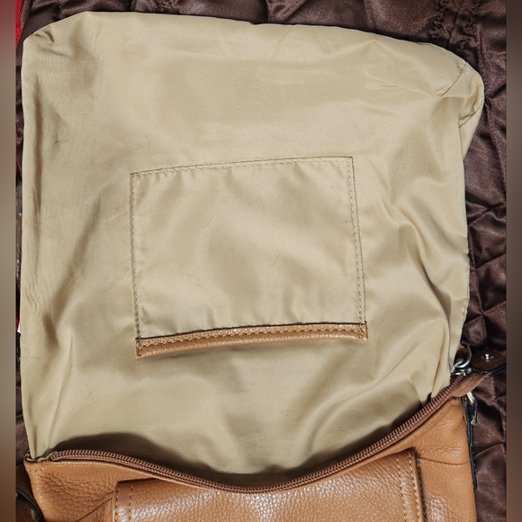 Giani Bernini Tan Leather  Crossbody Purse EUC - Picture 9 of 16